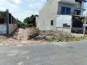 vợ chồng cần bán gấp lô mt huỳnh thị thơm xã tân thông hội - củ chi 340m2 giá 1 tỷ 2 shr