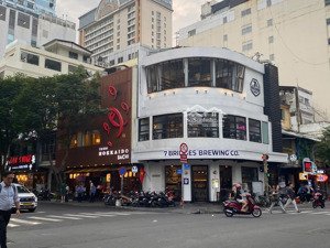 hđt sẵn 120tr/th góc hai mặt tiền hoàng hoa thám ( 6x27) 158m2 - 3 tầng , ctxd 7 tầng - 27 tỷ tl