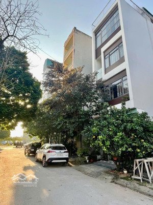 bán nhà 5 tầng dịch vụ yên nghĩa ,hà đông 52m mặt tiền rộng 4,5m kinh doanh ,phân lô giá chỉ 13 tỷ