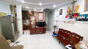 nhà 5 tầng 57m hẻm 5m phạm văn hai chỉ 7,9 tỷ