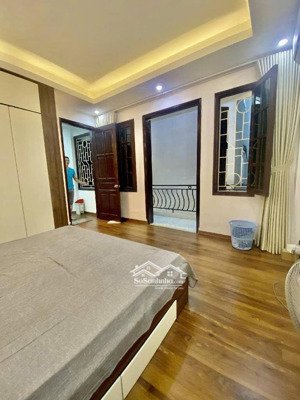 gấp! bán nhà, ngõ rộng rãi sạch sẽ, lô góc 12,8 tỷ, 56m2, võng thị, bưởi, tây hồ, hà nội