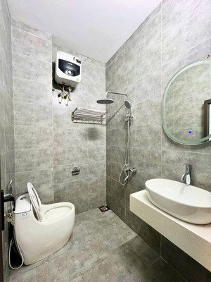 nhà đẹp, phố trần cung, 52 m, xây 5 tầng, 6 ngủ. cách ô tô 30 m. giá 10 tỷ