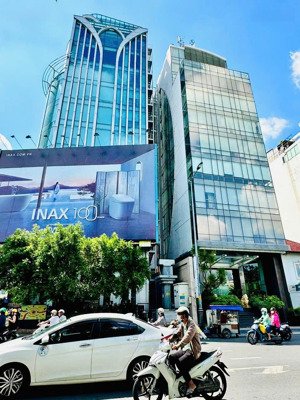 ngộp! bán gấp tòa nhà mặt tiền âu cơ - dt: 10x36m - hầm 10 tầng - hđt: 400tr/th - giá bán 84 tỷ tl