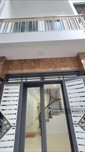 bán căn góc ccmn cuối đường bà triệu ngã 5 hà trì-lê lợi-hà đông ô tô đỗ cửa thang máy giá hơn tỷ