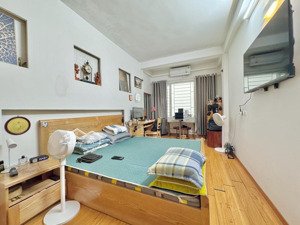 chủ cần tiền bán gấp, giao dịch nhanh xuân thủy, ngõ thông, gần ô tô, 40m2, 5t, sđcc, chỉ 9,x tỷ.