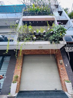 tin thật 100%, hẻm vip 3m nguyễn văn trỗi, cách mt đúng 2 căn nhà, cn 27m2, nhà đẹp nhỉnh 4 tỷ