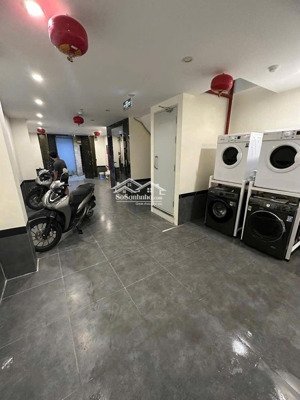 bán toà căn hộ dịch vụ phố kim mã, 58m2x7t thang máy,15p full nội thất. d/thu 90tr/tháng. q.ba đình