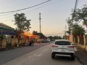 100m ra vin. em chính chủ bán đất đường ô tô tải thông, không lỗi. thư phú giá rẻ 