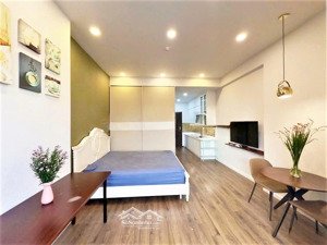 bán căn hộ botanica premier 1pn 1wc giá 2.83 tỷ nhà đẹp sẵn hđ thuê lâu dài gần sân bay