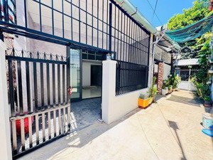 chào bán nhà cấp 4 gác lửng đúc kiệt 245 nguyễn công hoan - dt 100m