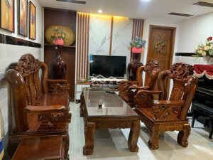 siêu phẩm nhà phố 4 tầng 81m2 trung tâm phú hữu giáp q.2