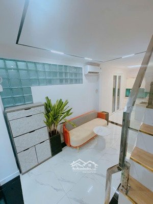 bình thạnh - bán nhà 1 trệt 2 lầu, diện tích sàn: 72m2, 6 phòng, hẻm rộng, gần cầu điện biên phủ