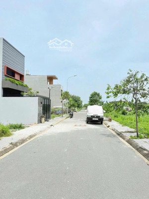 đất seaway long hải sát đương nguyễn tất thành đi bộ ra biển 5 phút