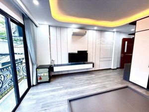 nhà mới 6 tầng thang máy - vị trí đẹp, gần trường pháp - ngõ thông - gara ô tô 7c - gần công viên