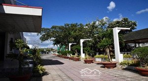 cho thuê nhà hàng mặt tiền 4.635m2 tại số 210b, đại lộ đồng khởi, phường phú khương, tp bến tre