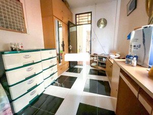 bán nhà hẻm 1/ 57m2 gần mt tôn thất thuyết, p3, q4 không quy hoạch giải toả