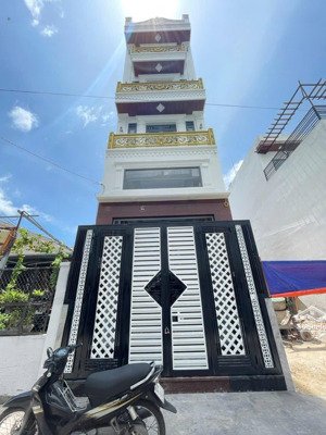 bán nhà xây mới đường lê văn quới, hẻm 7m thông, diện tích: 4 x 13.7m, giá: 8.5 tỷ thương lượng