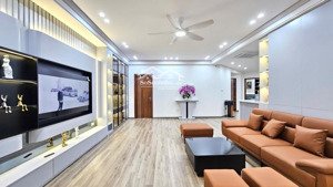 đẳng cấp sống trung tâm cầu giấy, hoàng đạo thúy 119m, căn góc, full nội thất 12.3 tỷ. 