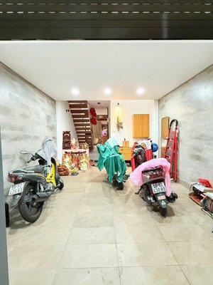 bán nhà hẻm xe hơi 333/ lê văn sỹ, p1, q. tân bình nhà đẹp phong cách châu âu