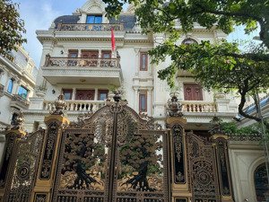 biệt thự đẳng cấp hưởng thụ cuộc sống, 60.8tỷ, 360m2, mt 20m, kđt cầu bươu - thanh trì, kinh doanh