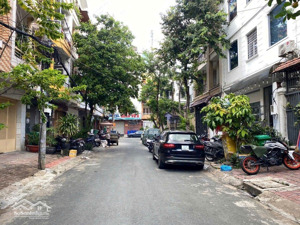 bán nhà khu biệt thự miếu nổi giá 76 tỷ thương lượng