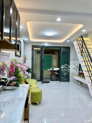 bán nhà mới đường chu văn an p1 q6