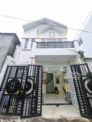 nhà đẹp bình chánh 1 trệt 1 lầu giá tốt trịnh như khuê 2ty390