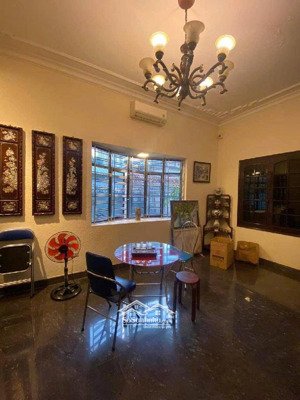 bán nhà hoàng quốc việt 180m2 ô tô tránh giá 36 tỷ cầu giấy