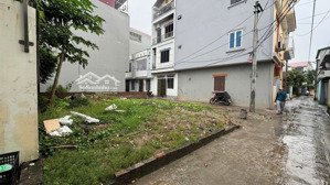 cần bán đất đẹp tại kiêu kỵ 60m2 đường 2 ô tô tránh nhau thông các ngả