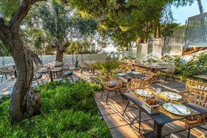 siêu phẩm hiếm có tại lạc long quân gần công viên nước hồ tây .vị trí đắc địa hái ra tiền