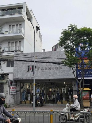 chính chủ cho thuê mặt tiền 343 nguyễn thị thập, q7 dt 9x30m nhà trệt giá chỉ 80tr/tháng