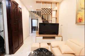 bán nhà 4 tầng ngọc thuỵ full đồ gần phố,sát cầu long biên,cầu chương dương giá chỉ 6.8tỷ