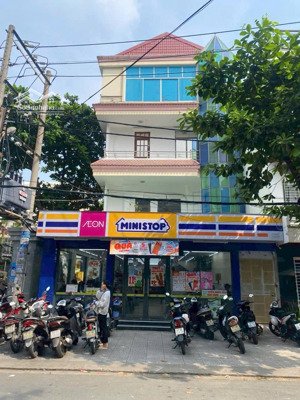 góc 2 mặt tiền võ oanh(d3) ngay góc nguyễn gia trí (dt-8.4x20m) 5 tầng hđt 118tr/th giá chỉ 60 tỷ