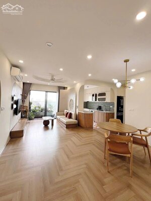 Cần bán căn hộ chung cư Mandarin 2 99 Tân Mai, Hoàng Mai 89M2 3PN full đồ 9.6 tỷ. có tl