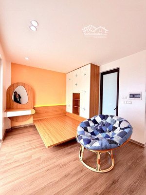 cần bán nhà hào nam, ngõ nông gần phố, khu dân trí cao, nhiều tiện ích, nhà đen ở ngay, 37m2x5t