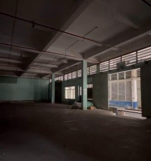 kho diện tích lên đến 1500m2 cần cho thuê ở đường nguyễn hữu thọ