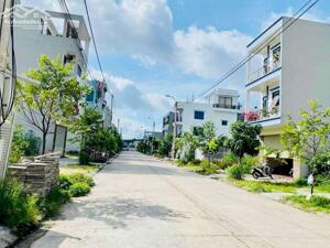 Bán đất gần chợ Lệ Trạch giáp ranh Hoà Tiến