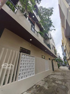 nhà mới 5pn hoà cường - lô góc 3 mặt thoáng + kẹp kiệt oto - đ7.5m