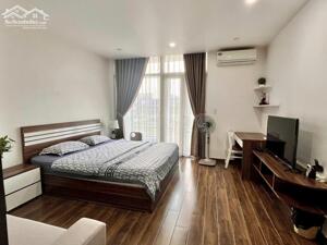 Cho thuê căn hộ 1 ngủ rộng tách bếp (43m2) Waterfront City.