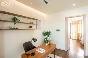 Chuyển nhượng căn nhà phố chỉ thanh toán 1 tỷ 3 nhận nhà ngay Cần Giuộc, Long Hậu. Khu Nam Sài Gòn cách Phú Mỹ Hưng 18 phút