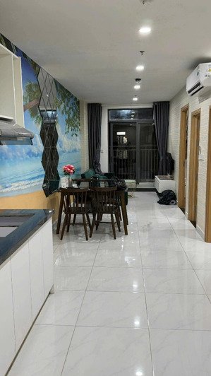 chính chủ cho thuê 2pn1wc full nội thất the east gate xách vali và ở ngay làng đại học