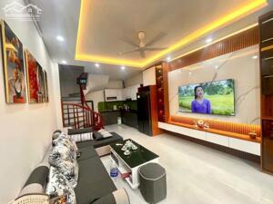 Nhà mặt phố Phan Huy Ích Ba Đình 54m² 6 tầng mặt tiền 13m Giá 43 tỷ Lô góc Hiếm