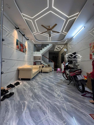 bán nhà lê văn quới - 50m2 - (4x13) - hẻm xe hơi - nhỉnh 6 tỷ