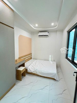 cho thuê căn hộ 1n1k quan nhân - thanh xuân, 35m2, full nội thất giá 6,8 tr/th, mới đẹp, ban công