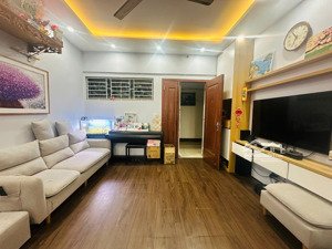 giá tốt chốt ngay! tài chính 4 tỷ sở hữu ngay ch - 70m, full nội thất, tầng trung đẹp tòa ct6 xa la