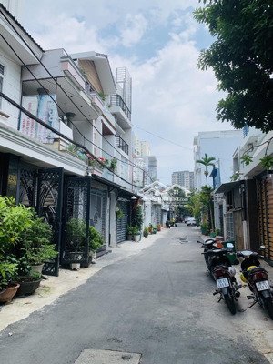 nhà đẹp 4 tầng mặt tiền đường nhựa 6m đ. lý phục man q.7 giá 11,5 tỷ