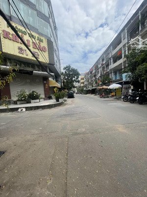 cho thuê nhà làm căn hộ dịch vụ, quận 11, thương lượng