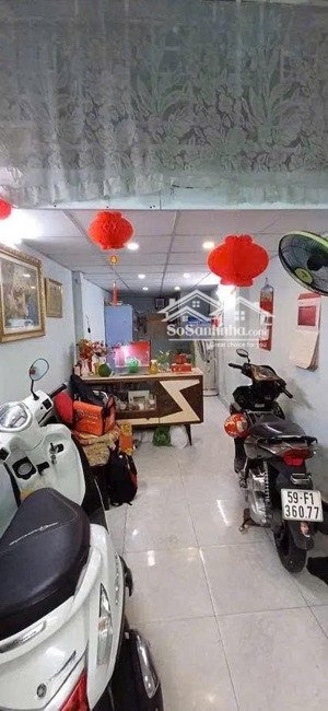 bán nhà mặt tiền cộng hòa - 2 tầng - cho thuê 18tr/th - gần sân bay - 6.2 tỷ