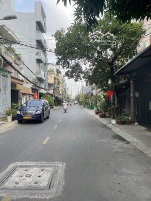 bán nhà chính chủ, mặt phố tại thống nhất, 4.5 x 20, 92m2, tiện xây mới 6 tầng