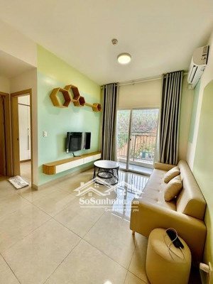 cc cho thuê căn 2 ngủ đủ nội thất chỉ việc vào ở tại dragon castle hạ long. giá chỉ 5,5 tr/tháng